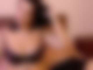 Live cam show with VeraNoireVip - New Big Ass on Camsoda