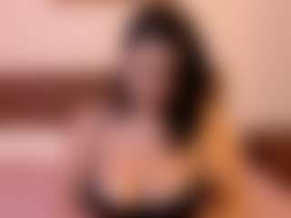 Live cam show with VeraNoireVip - Squirt on CamSextacy