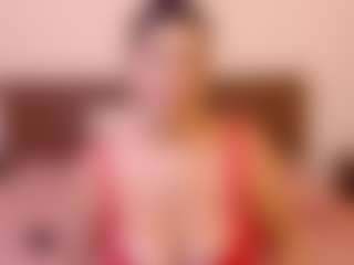 Live cam show with VeraNoireVip - Ball Sucking on Camsoda
