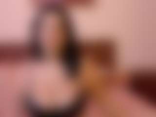 Live cam show with VeraNoireVip - Big Tits Mature on sexylive.show