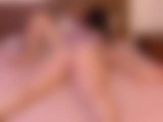Live cam show with VeraNoireVip - Eating Pussy on Cam Slut