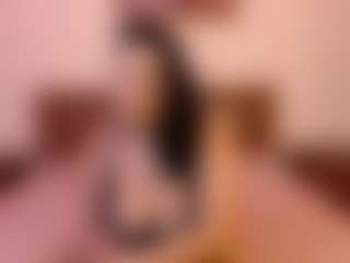 Live cam show with VeraNoireVip - Facial on googirlz