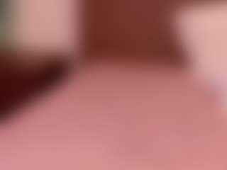 Live cam show with VeraNoireVip - Facial on milfzrlive.com