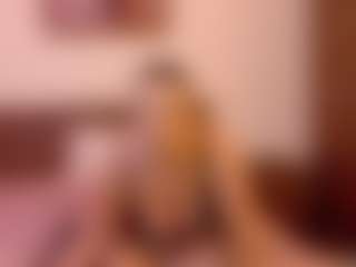 Live cam show with VeraNoireVip - Gagging on SxyPornLive