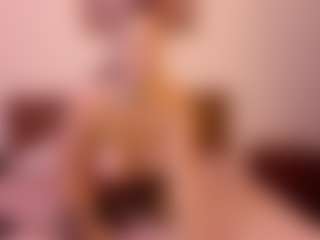 Live cam show with VeraNoireVip - Ass Clapping on milfzrlive.com