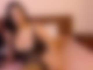 Live cam show with VeraNoireVip - Cum In Pussy on Gym Cam Girls