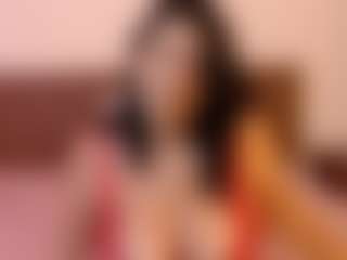 Live cam show with VeraNoireVip - Interactivetoy on Camsoda