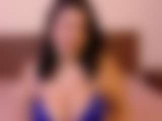 Live cam show with VeraNoireVip - Cumface on Camsoda