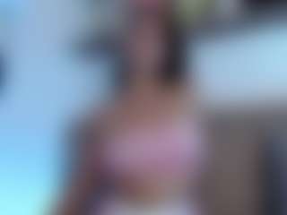 BoomZhara's Live Sex Cam Show