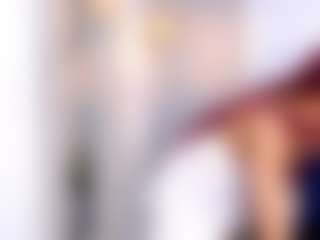 britanny-18's Live Sex Cam Show