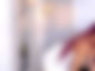 britanny-18's Live Sex Cam Show