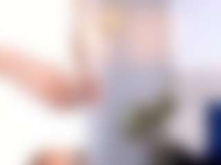britanny-18's Live Sex Cam Show