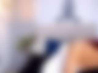 britanny-18's Live Sex Cam Show