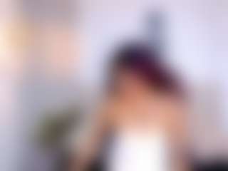 britanny-18's Live Sex Cam Show