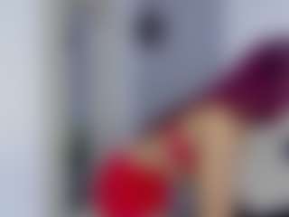 britanny-18's Live Sex Cam Show