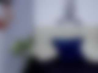 britanny-18's Live Sex Cam Show