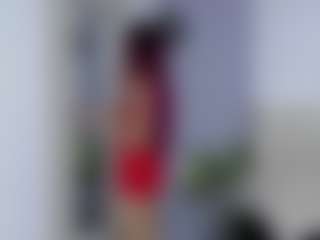 britanny-18's Live Sex Cam Show