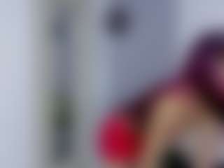 britanny-18's Live Sex Cam Show