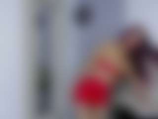britanny-18's Live Sex Cam Show