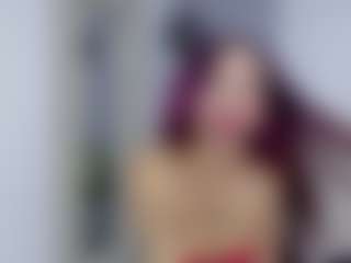britanny-18's Live Sex Cam Show