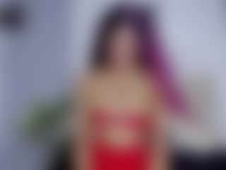 britanny-18's Live Sex Cam Show