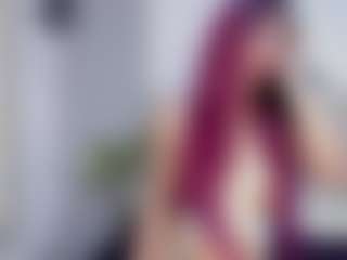 britanny-18's Live Sex Cam Show