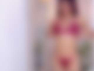 britanny-18's Live Sex Cam Show
