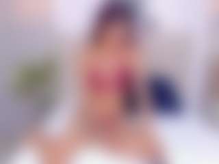 britanny-18's Live Sex Cam Show