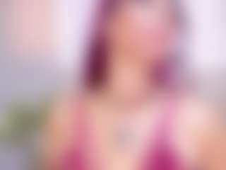 britanny-18's Live Sex Cam Show