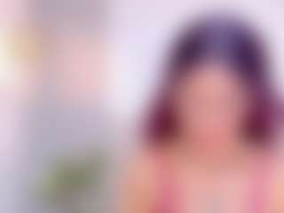 britanny-18's Live Sex Cam Show