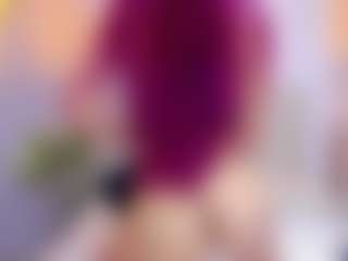 britanny-18's Live Sex Cam Show