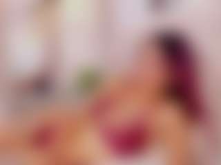 britanny-18's Live Sex Cam Show