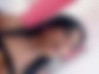 Live cam show with daniathompson - Average on MyBangCams