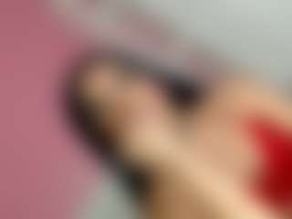 Live cam show with daniathompson - Orgasm on CamClone