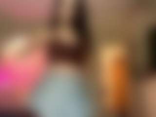 Live cam show with LILI - Twerk on Camsoda
