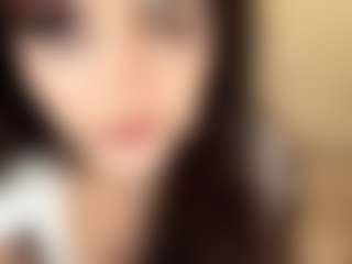 Live cam show with LILI - Ass Bouncing on Dolls Live