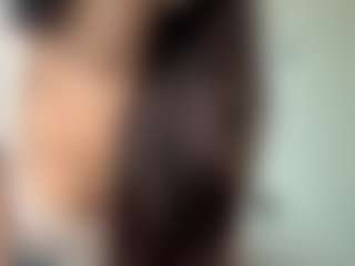 Live cam show with LILI - Blue Eyes on Mixed Magazine Live