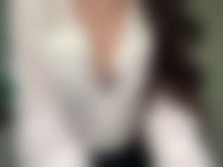 Live cam show with LILI - Blue Eyes on Instabang
