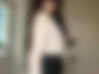 Live cam show with LILI - Granny on Instabang