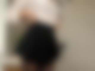 Live cam show with LILI - Teen (18+) on Dolls Live