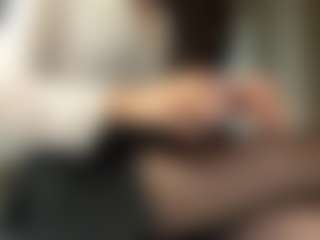Live cam show with LILI - Brown Hair on Mixed Magazine Live