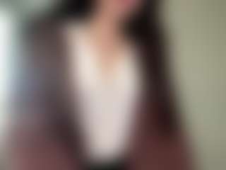 Live cam show with LILI - Asian Granny on Dolls Live