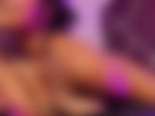 Live cam show with Eva - Dildo on Gym Cam Girls