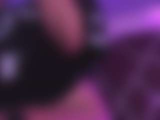 Live cam show with Eva - Curvy Teen (18+) on Strip Flash - Live Sex Shows