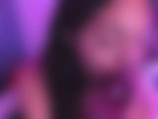 Live cam show with Eva - Public Brown Hair on Uber Horny