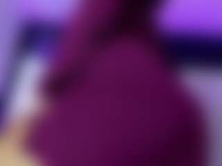Live cam show with Eva - Public Brown Hair on Hubzter Live