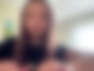 HildaLenci's Live Sex Cam Show