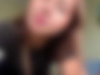 HildaLenci's Live Sex Cam Show