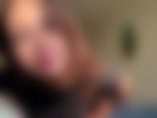HildaLenci's Live Sex Cam Show
