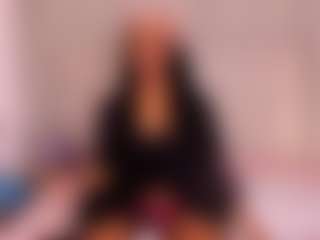 Live cam show with KeishaMalik - White on Camsoda | colombia